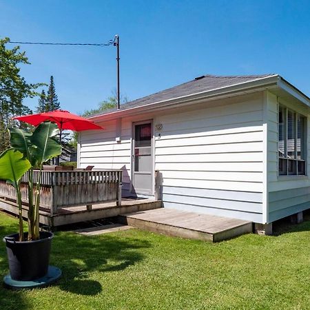 Bel Air Cottages And Motel ソーブル・ビーチ エクステリア 写真