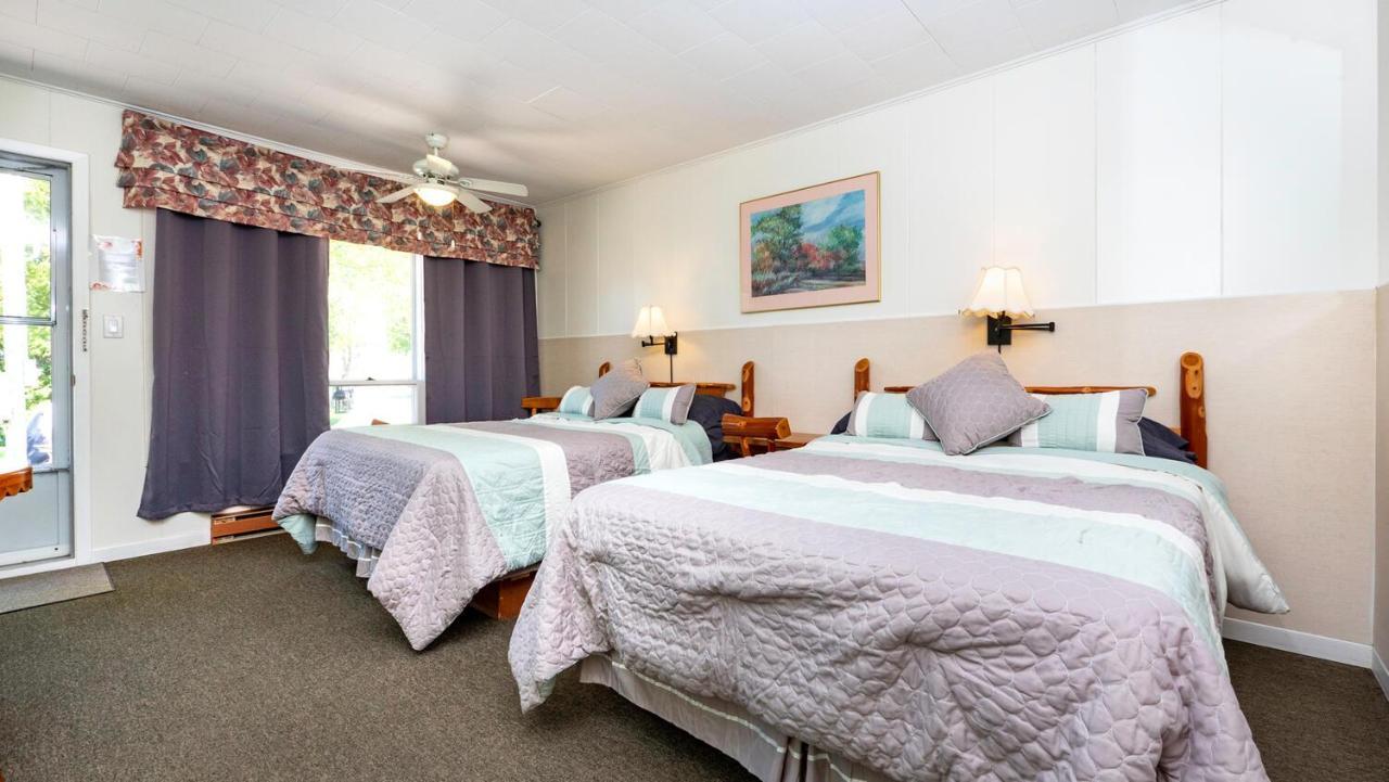 Bel Air Cottages And Motel ソーブル・ビーチ エクステリア 写真